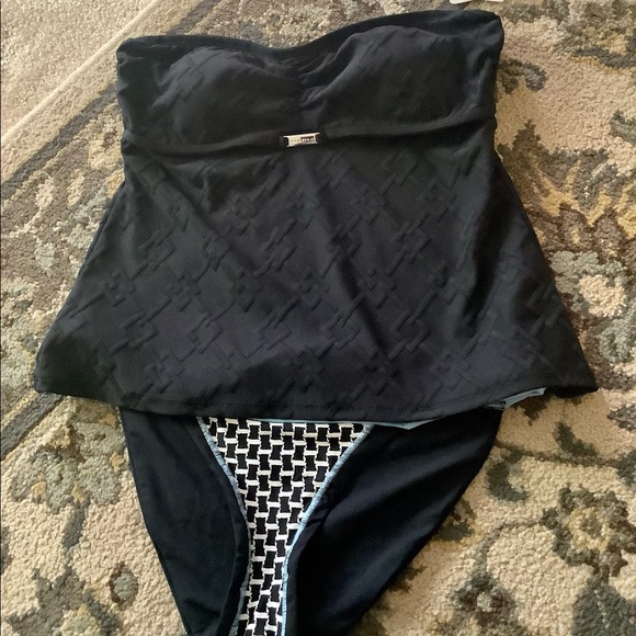 Nautica tankini top NWT size (6) solid black paired swim system bottom m… - Picture 1 of 11
